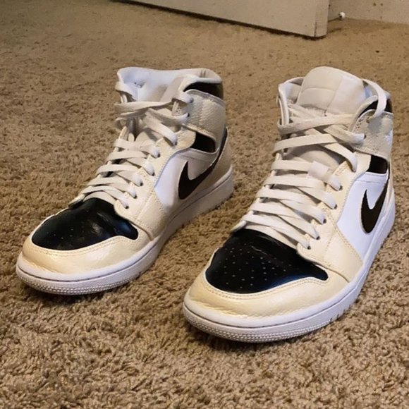 Nike Air Jordan\'s 1 mid(Custom Painted) main image 4